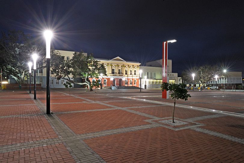 Uitenhage Market Square: architectural lights project 224 1253  dsc7458 jpg